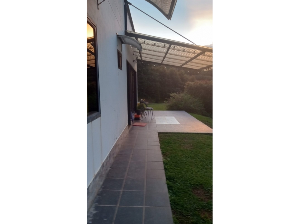 VENTA DE FINCA CON DOS CASA INDEPENDIENTES EN SANTUARIO - PANTANILLO - 5