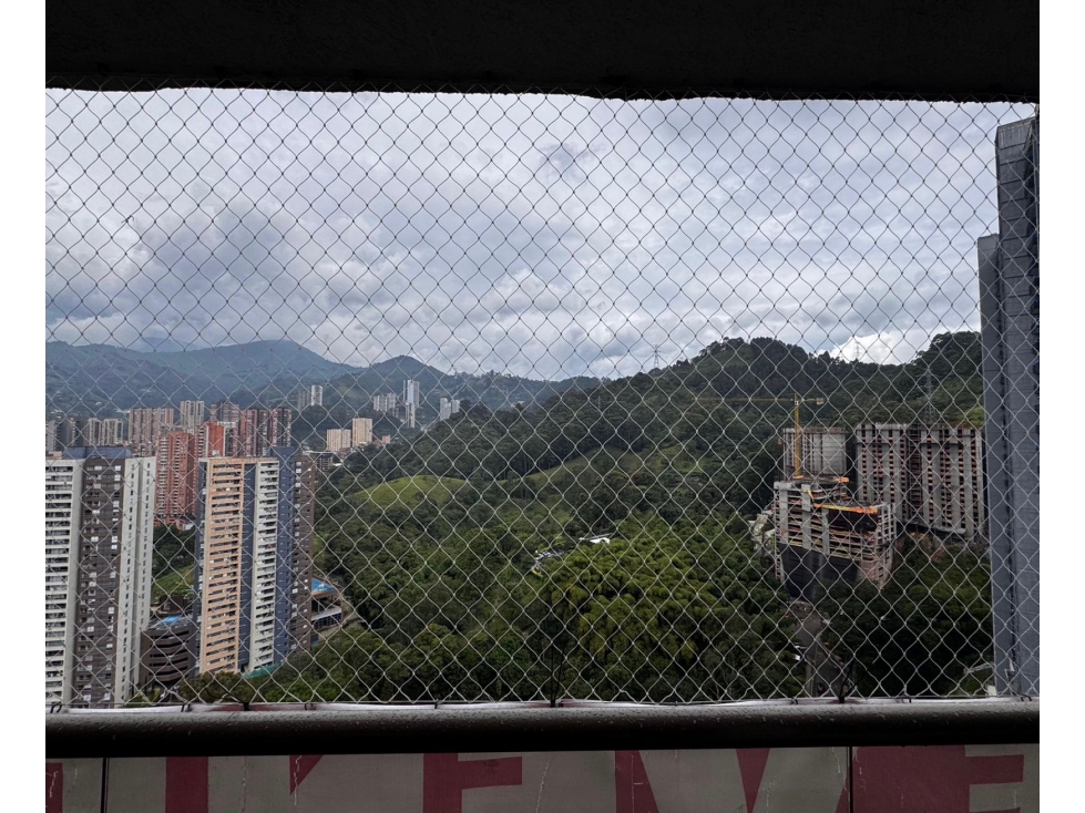 VENTA DE APATAMENTO PAN DE AZÚCAR, SABANETA - PISO ALTO — foto 3