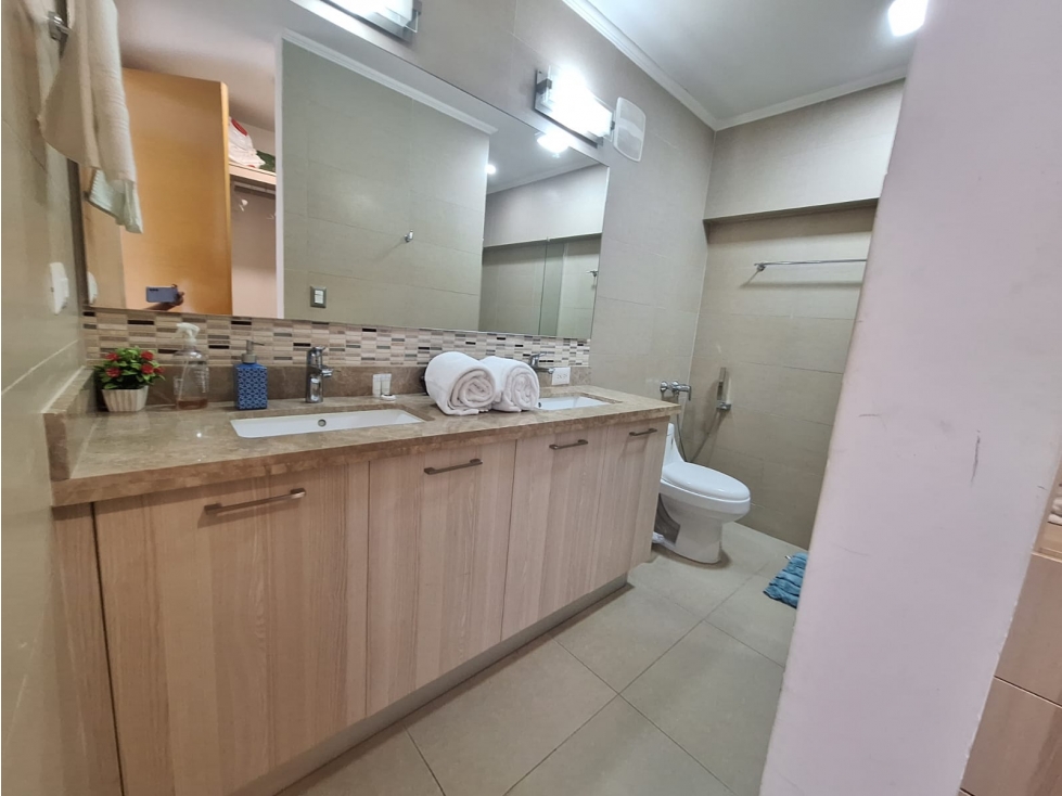HERMOSO APARTAMENTO DE PLAYA DE 130 MTS2 EN BAHIA - 2