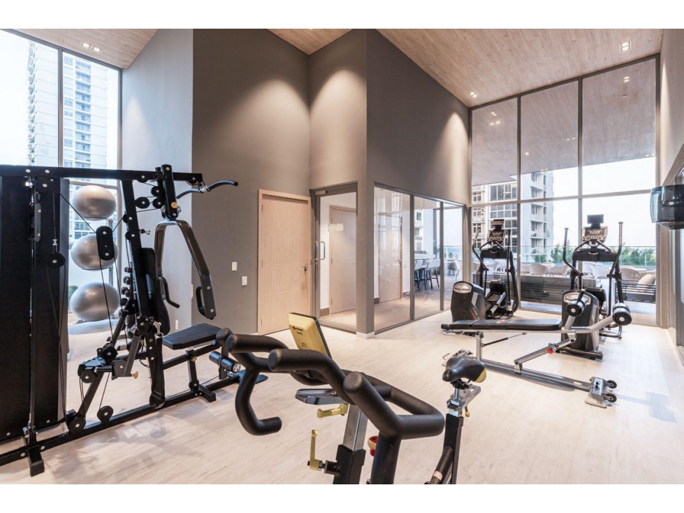 HERMOSO APARTAMENTO DE 100 MTS2 EN ASTRE — foto 4
