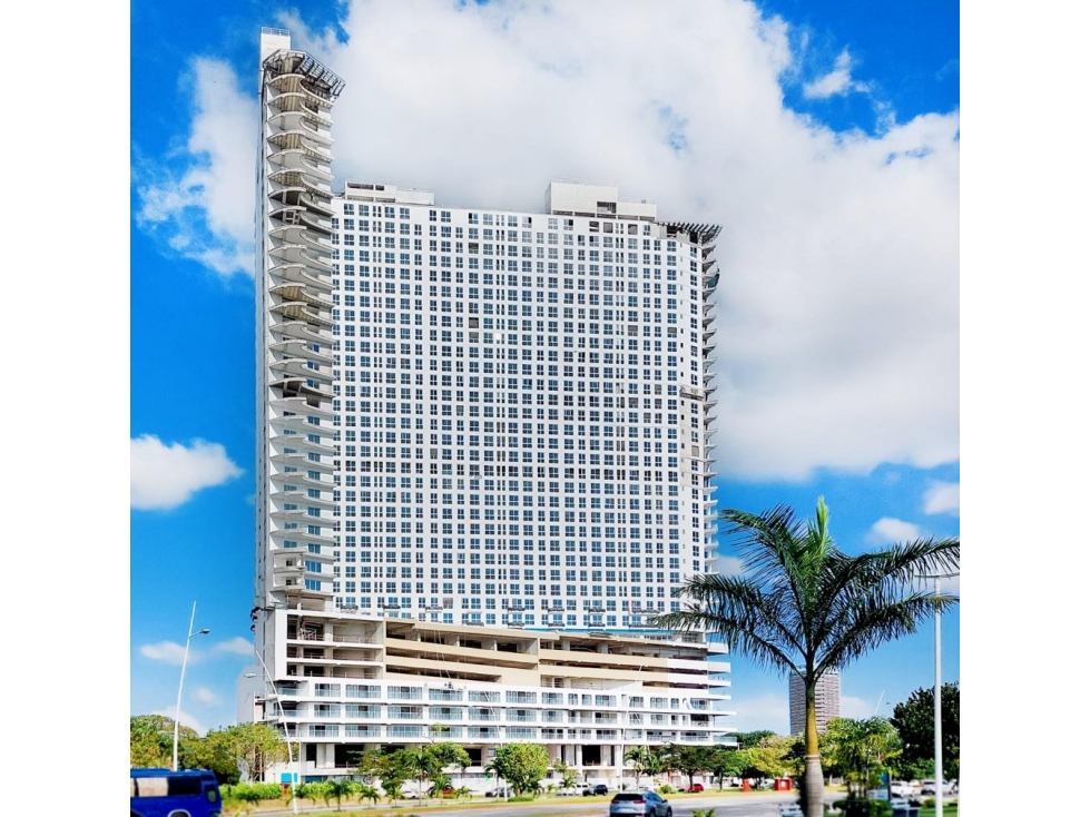 Local de 117 mts2 en Av Balboa (The Sands) — foto 6