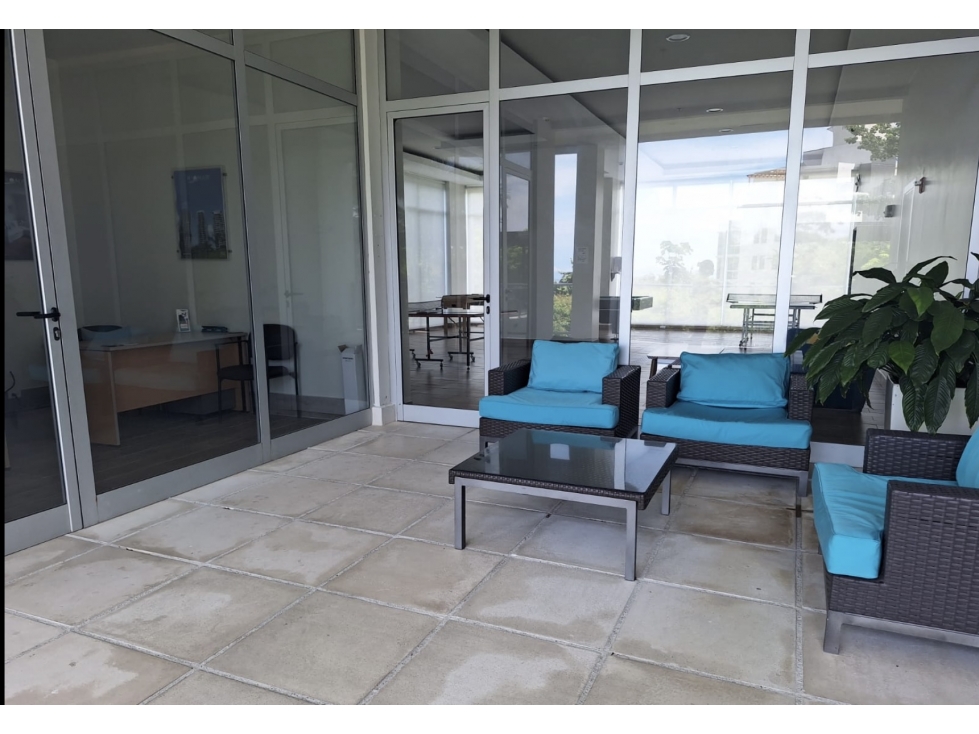 HERSMOSO APARTAMENTO DE 140 MTS2 EN RIOMAR - 5