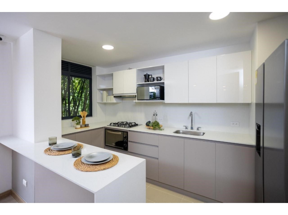 Apartamento en Venta Alto de las Flores Los Alcázares Sabaneta — foto 6