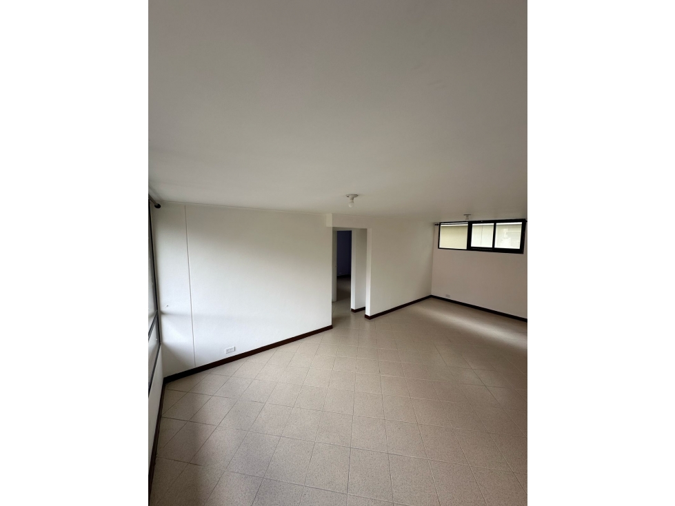 Apartamento en venta, Laureles, Medellín. — foto 2