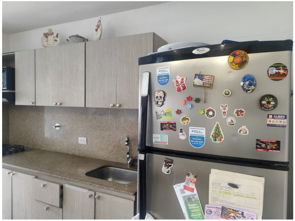 Apartamento en venta, Tres Esquinas, Sabaneta. — foto 2