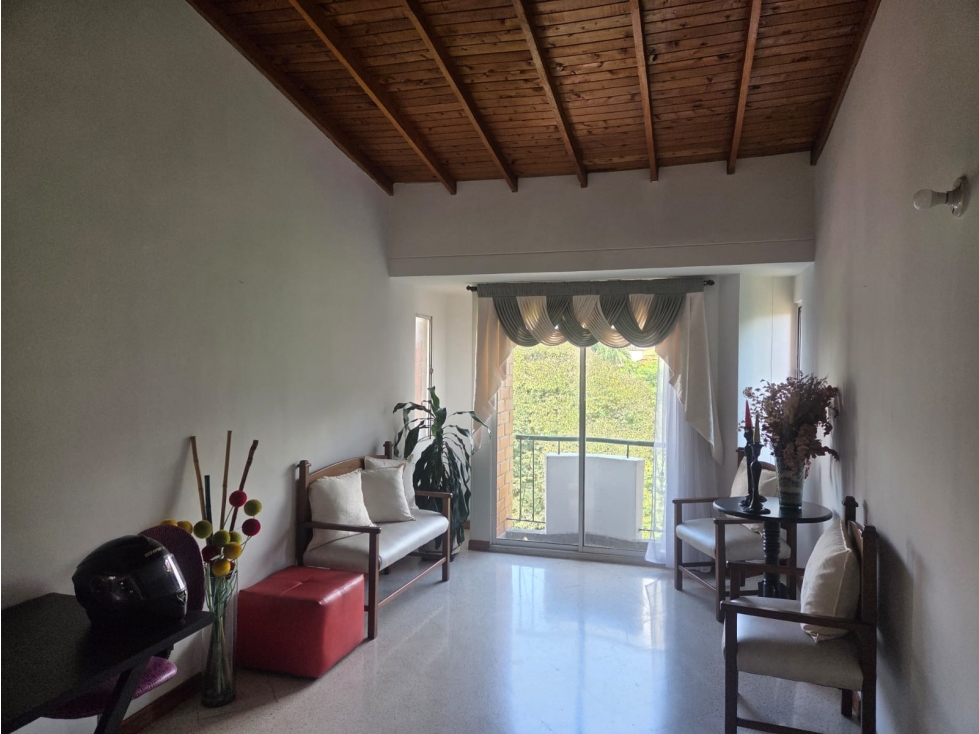 Apartamento en venta San Joaquín, Laureles.