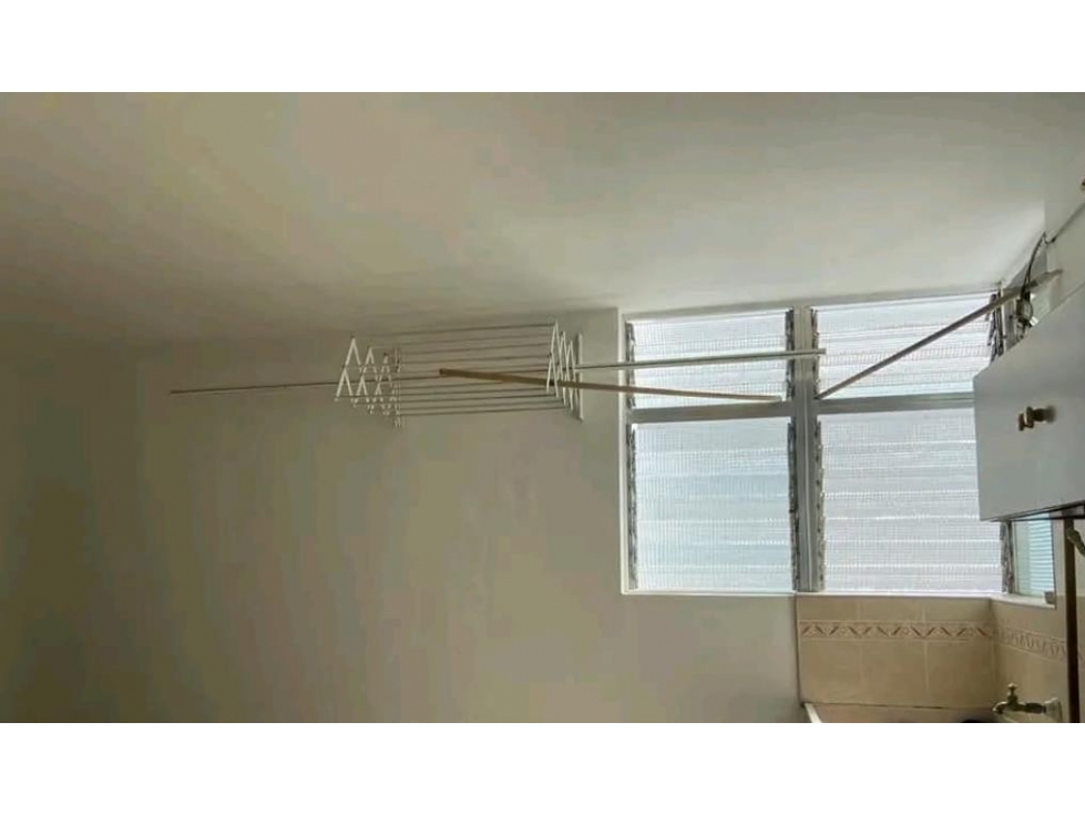 Apartamento en Venta, Rosales, Medellín. — foto 3