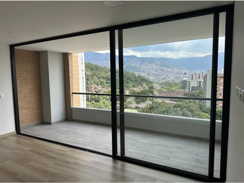 Apartamento en Venta Los Colores Medellín — foto 3