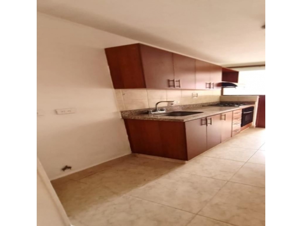 Apartamento en venta, Loma de los Bernal, Medellín.