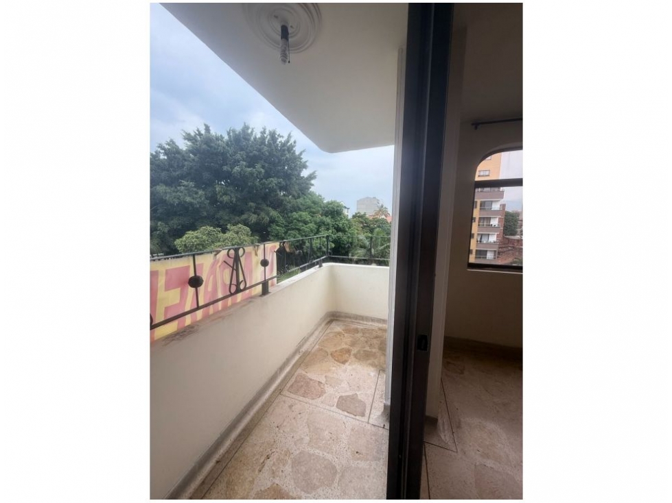 Apartamento en venta, Laureles, Medellín.