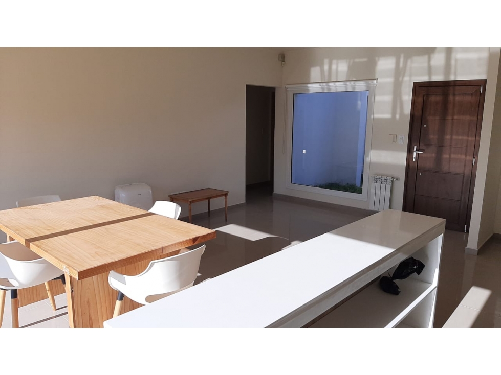 EN VENTA CASA 2 DORMITORIOS / ZONA LA RURAL - TANDIL - 6