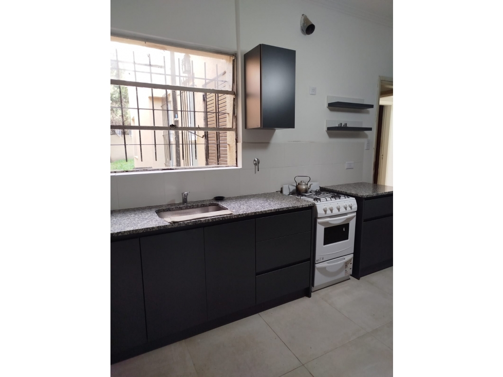 En Venta Propiedad de 4 dormitorios. Excelente ubicación - 4