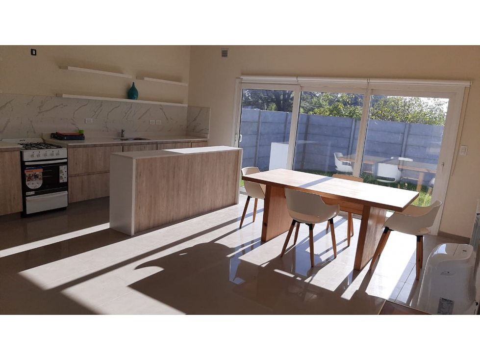 EN VENTA CASA 2 DORMITORIOS / ZONA LA RURAL - TANDIL - 5