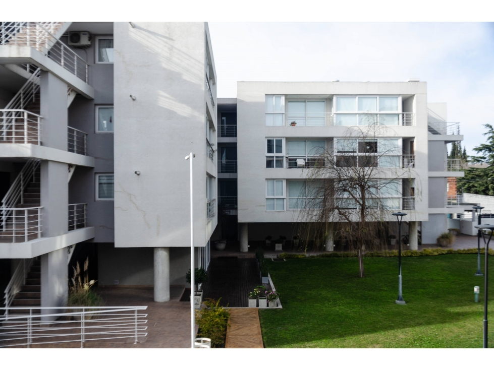 EDIFICIO LOS SAUCES - 2