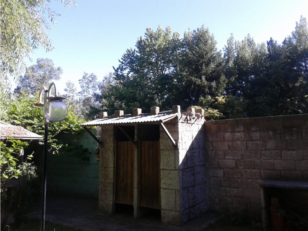 EN VENTA CASA QUINTA ZONA LA ELENA - 2