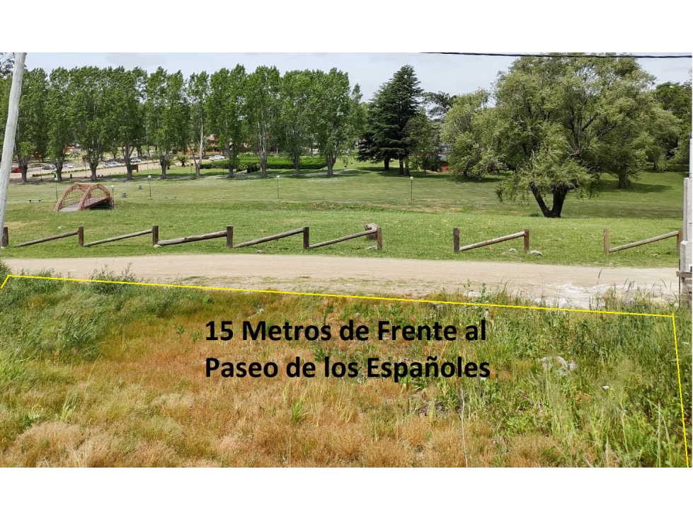 Lote zona Dique con amplio frente - 1