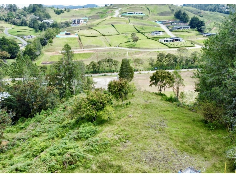 Lote independiente Sector Pantanillo el Retiro