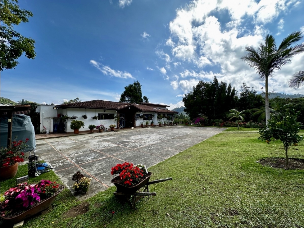 Venta Casa en Parcelación El Retiro - El Chuscal — foto 3
