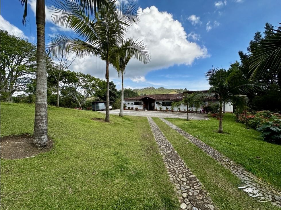 Venta Casa en Parcelación El Retiro - El Chuscal — foto 2