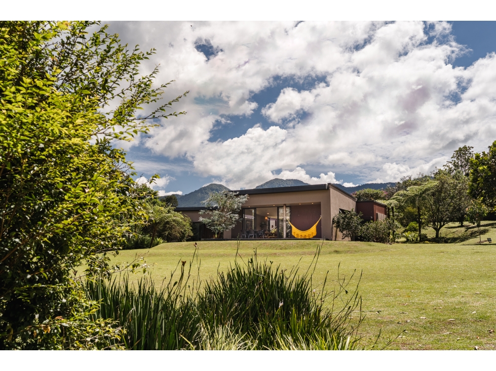 EN VENTA Casa Jardín, una propiedad que se abre al paisaje — foto 5