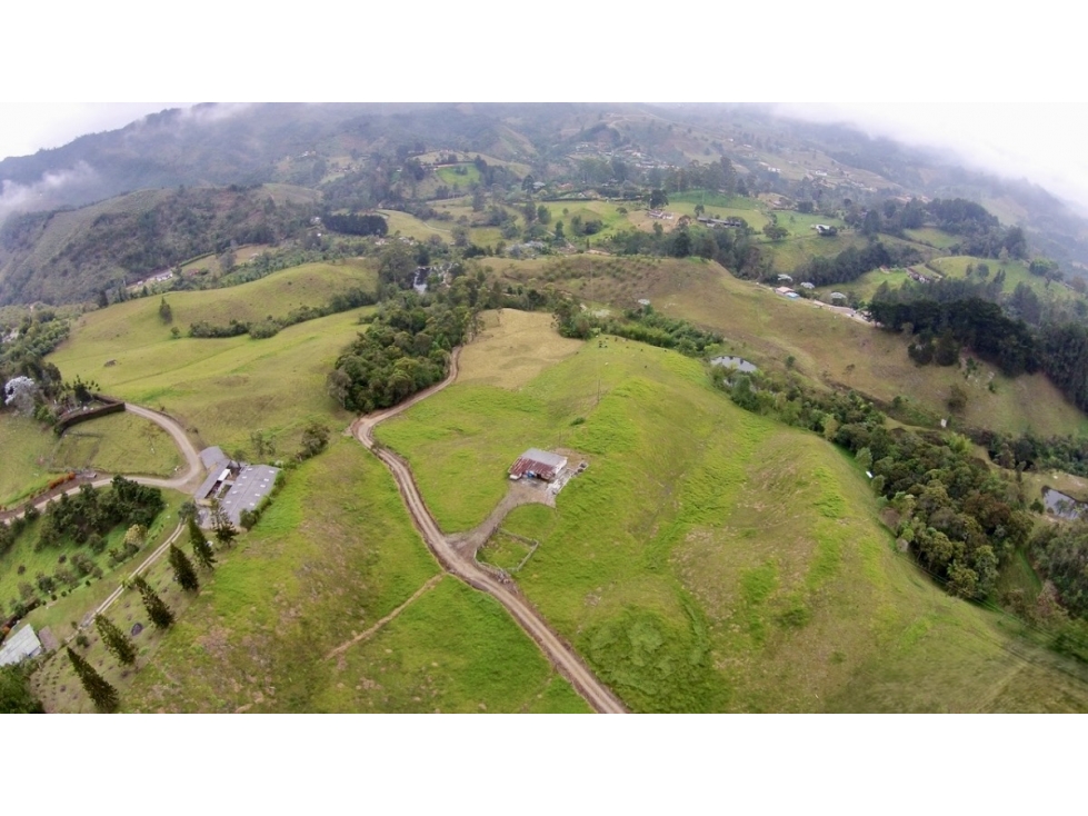 Venta Lote de Gran Extencion - El Retiro - Pantanillo