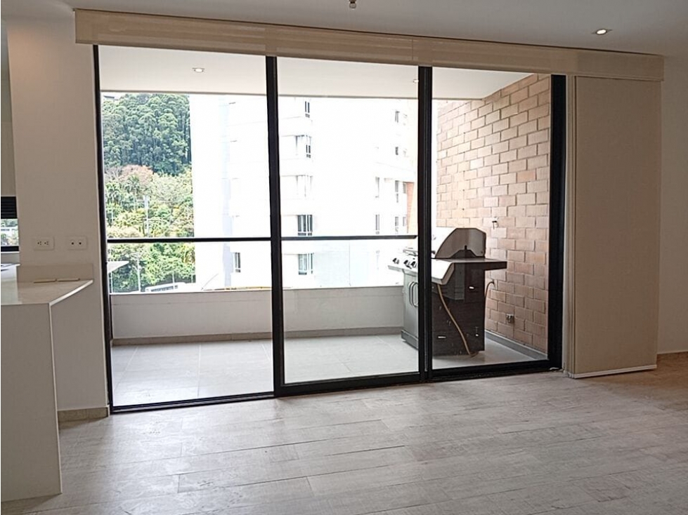 VENTA DE APARTAMENTO EN EL POBLADO - CASTROPOL — foto 4