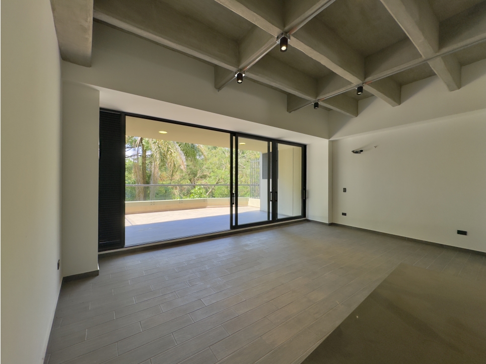 Espectacular Apartaestudio Tipo Loft, Pance. Sur de Cali. 95.74 m2