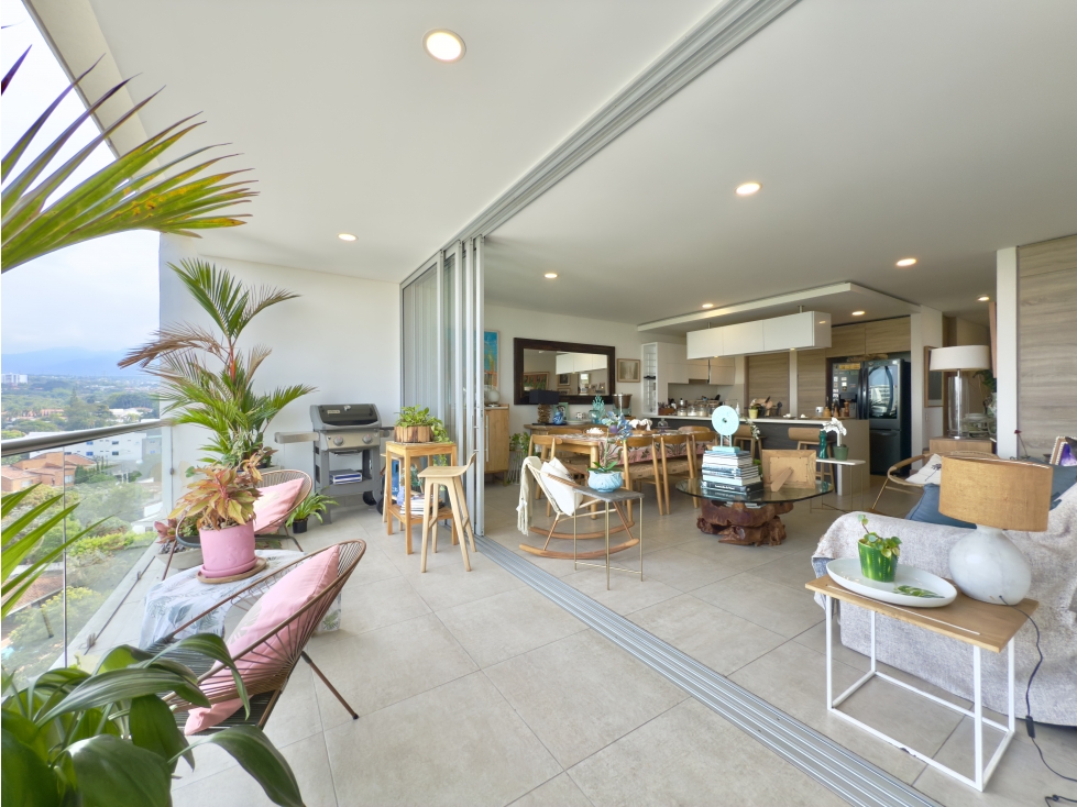 En Venta Lindo Apto en Pance, sur de Cali. 153 m2. 3 alcobas, 2 parq