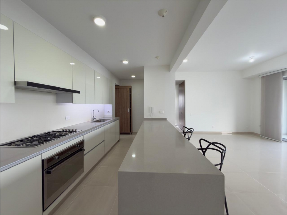 Lindo apto en venta, Pance. 165 m2, 3 parq y 1 depo. — foto 2