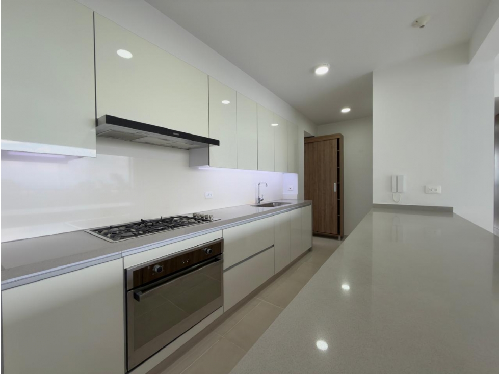 Lindo apto en venta, Pance. 165 m2, 3 parq y 1 depo. — foto 3