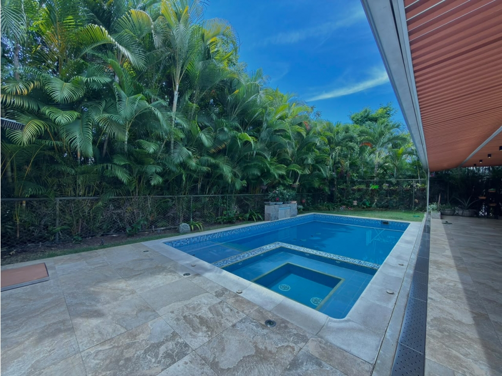 Casa en condominio Campestre, Pance sur de Cali. 485 m2 Lote — foto 3