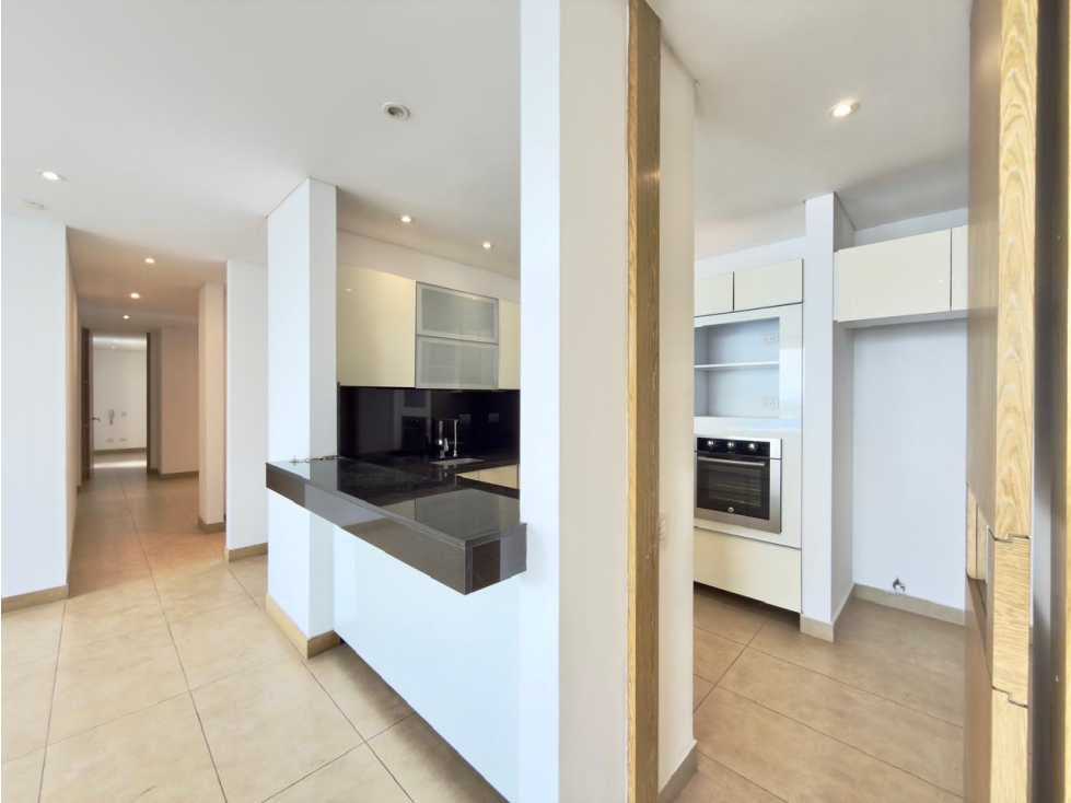 Lindo apto en Normandía, Oeste de Cali. 175 m2, 2 Parq, 1 Dep. — foto 4