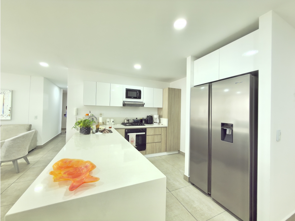 Lindo apto en Cuarto de Legua, 139 m2. 3 alcobas 4 baños — foto 5