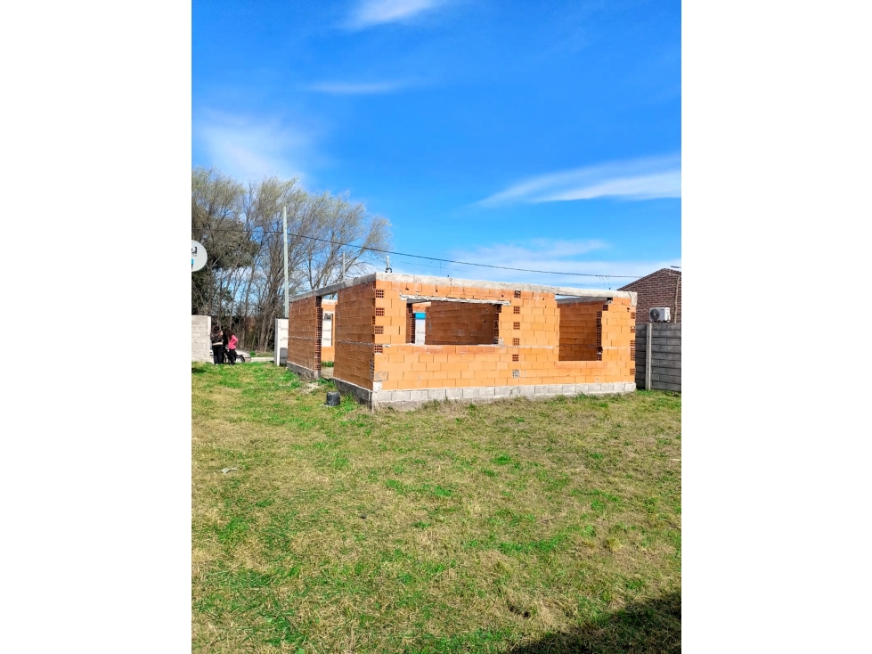 LOTE + CASA en  obra en VENTA - 6