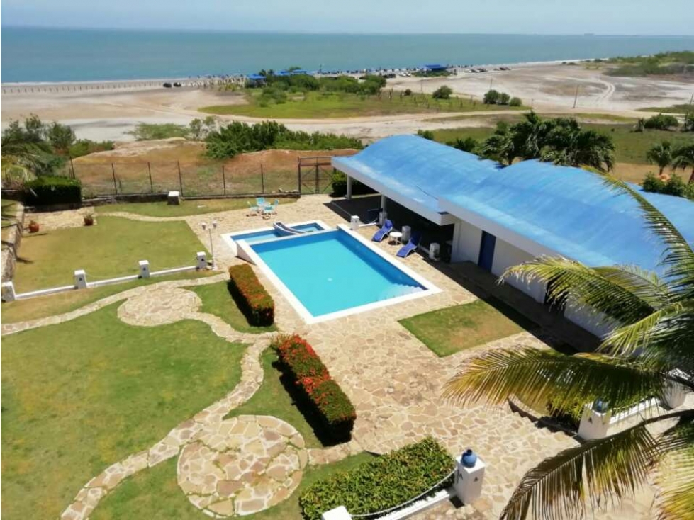 VENTA CASA DE PLAYA CON VISTA AL MAR - PLAYA MENDOZA - 1