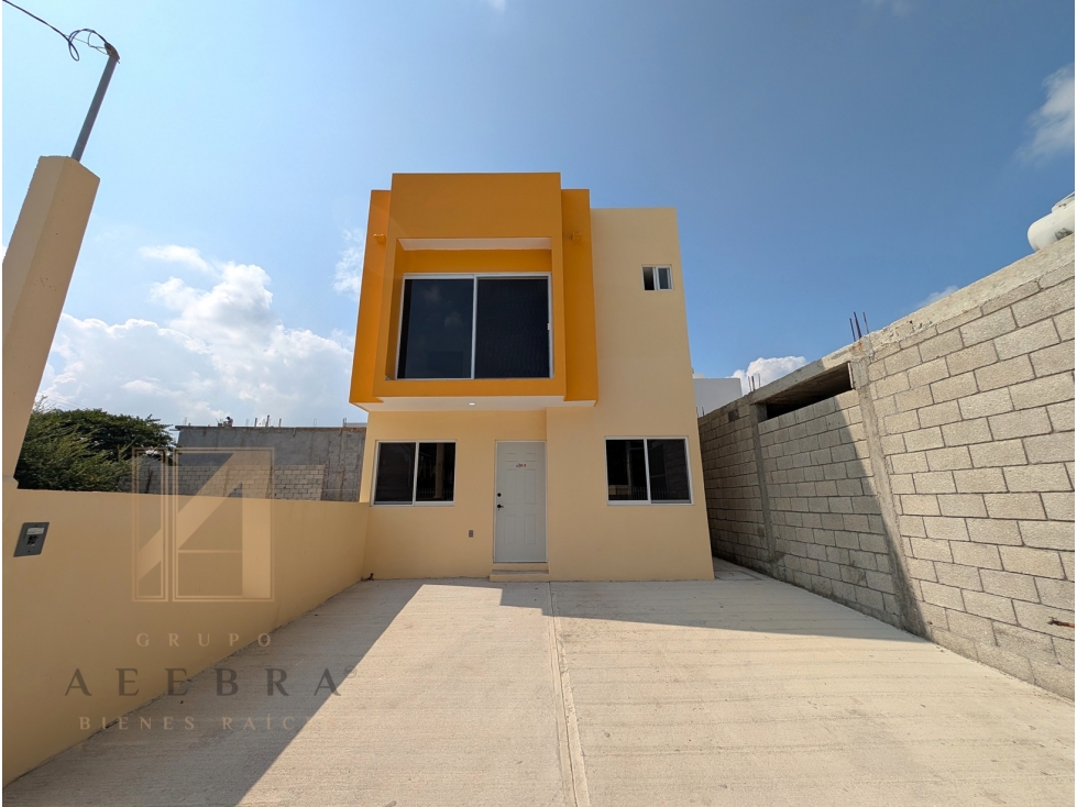 CASAS NUEVAS DE 3 NIVELES EN VENTA CD. MADERO