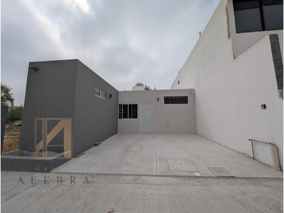CASA EN VENTA CERCA DE AV. MONTERREY | TERRENO AMPLIO | $2,300,000