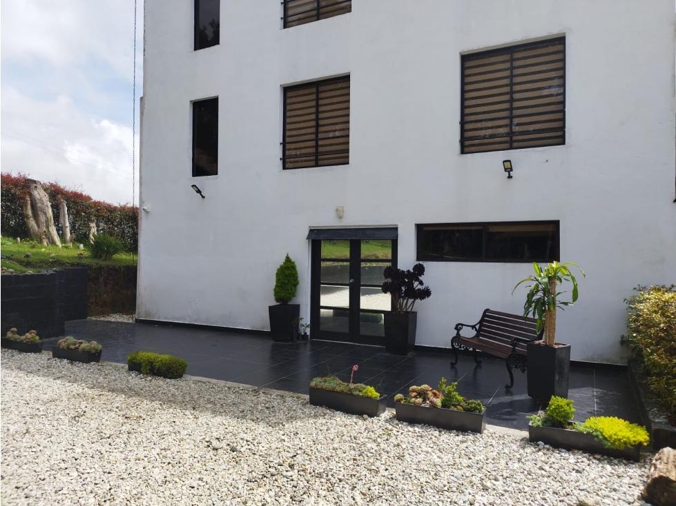 VENTA DE CASA EN EL ALTO DE LAS PALMAS SIN PEAJE — foto 3