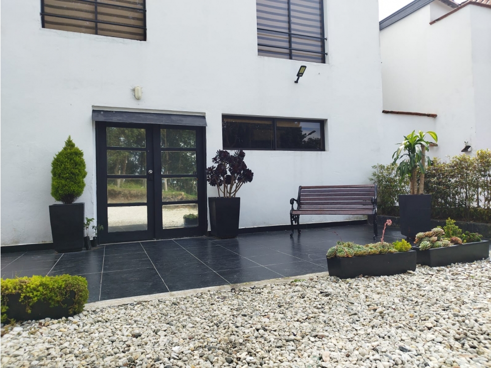 VENTA DE CASA EN EL ALTO DE LAS PALMAS SIN PEAJE — foto 2