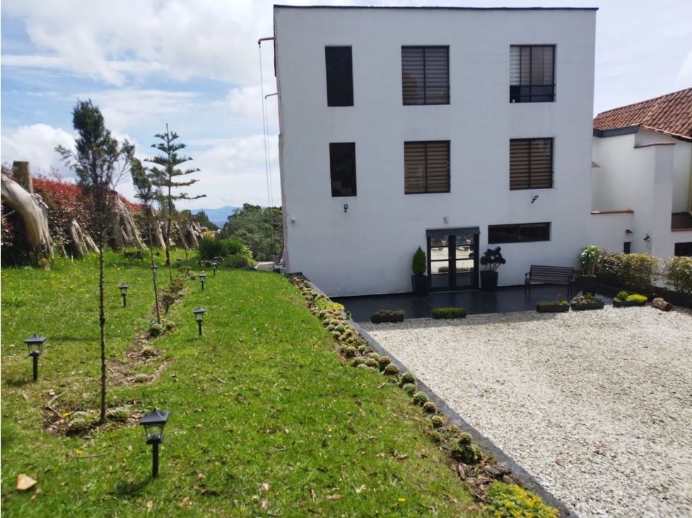 VENTA DE CASA EN EL ALTO DE LAS PALMAS SIN PEAJE — foto 5