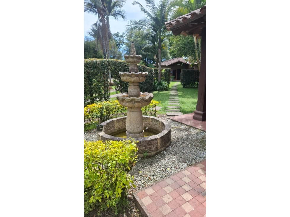 VENTA DE CASA CAMPESTRE EN LLANO GRANDE - 2