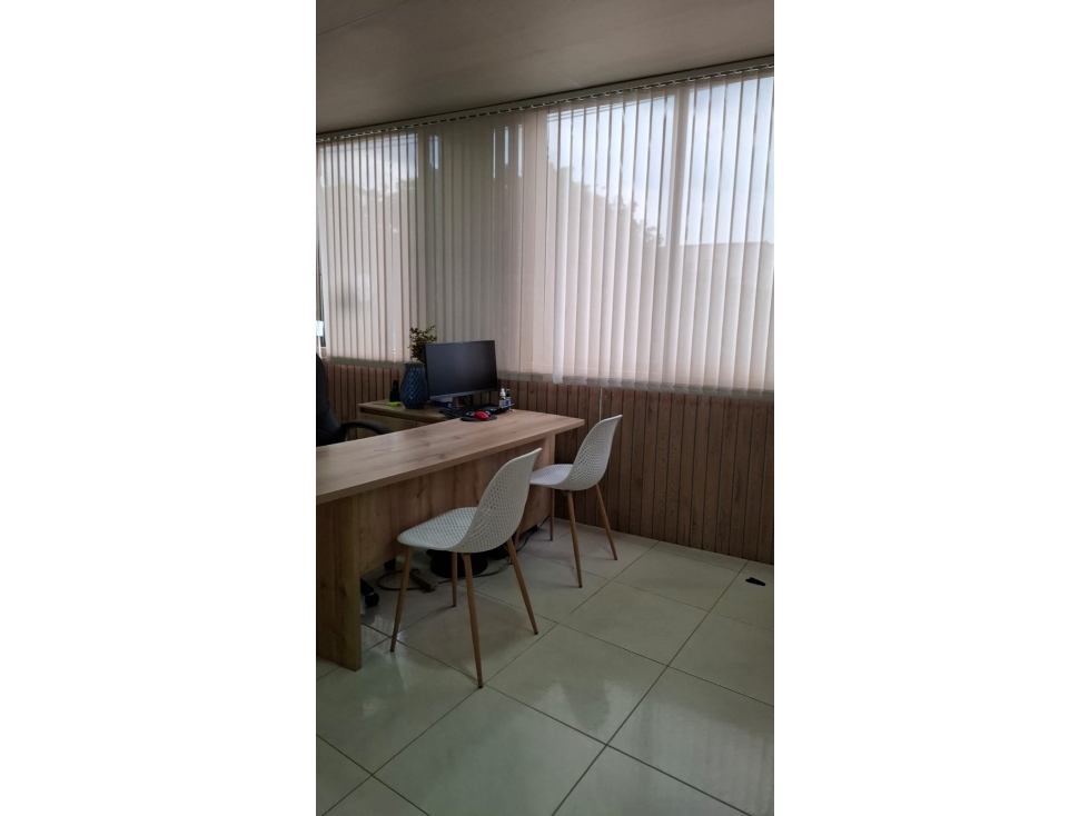 VENTA DE BODEGA EN GUAYABAL - 4