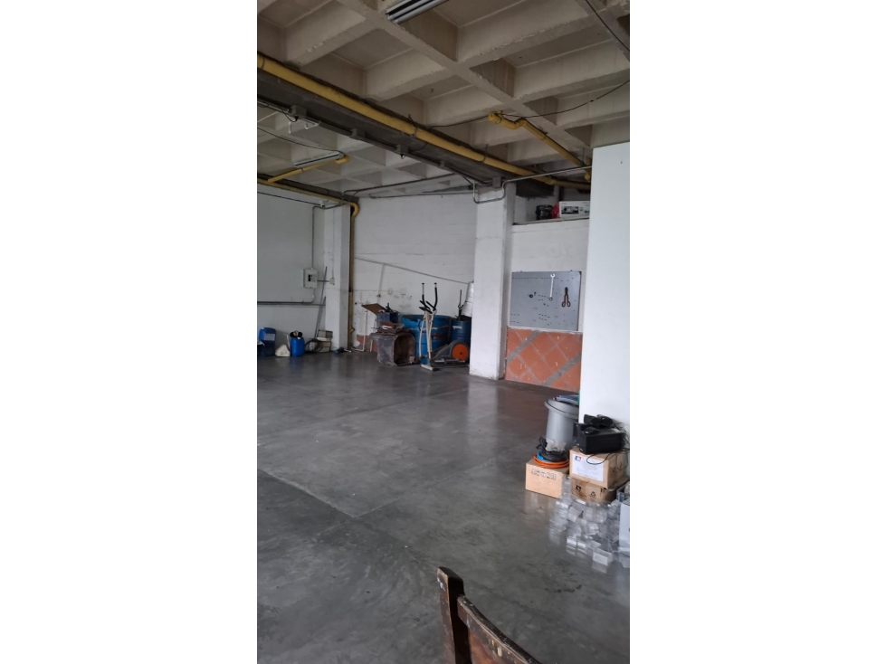 VENTA DE BODEGA EN GUAYABAL - 5