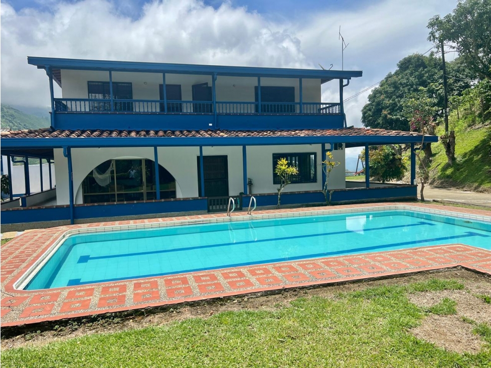 VENTA DE FINCA HOTEL EN FREDONIA - 2