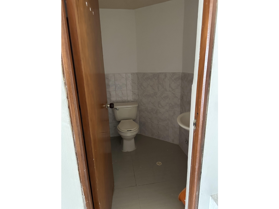 Local en Venta en Cartagena de Indias - Alto Bosque — foto 4