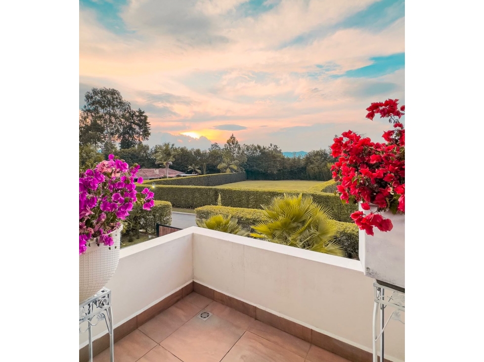Hermosa Casa en Llano Grande: Espacio, Confort y Ubicacion — foto 3
