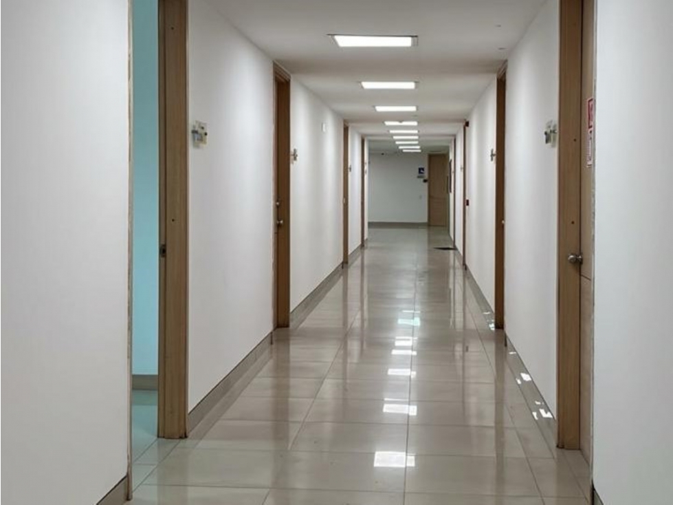 Venta Oficina Mamonal Parquiamérica Cartagena, Colombia — foto 4