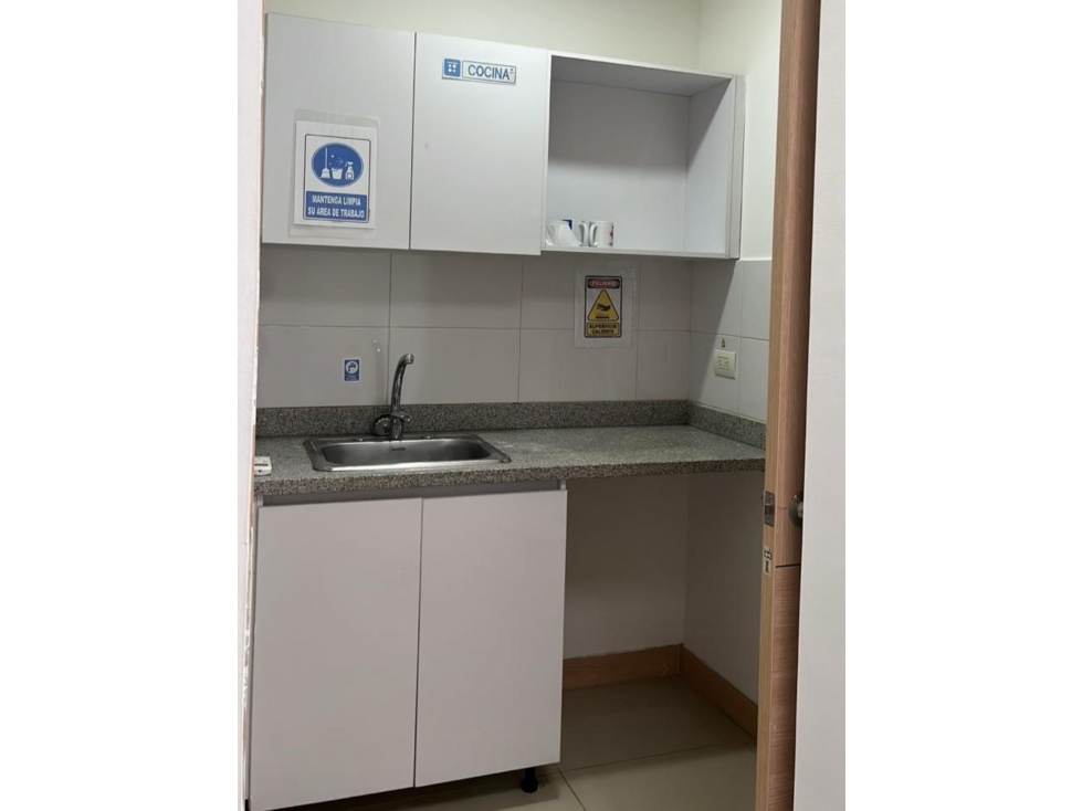 Venta Oficina Mamonal Parquiamérica Cartagena, Colombia — foto 2