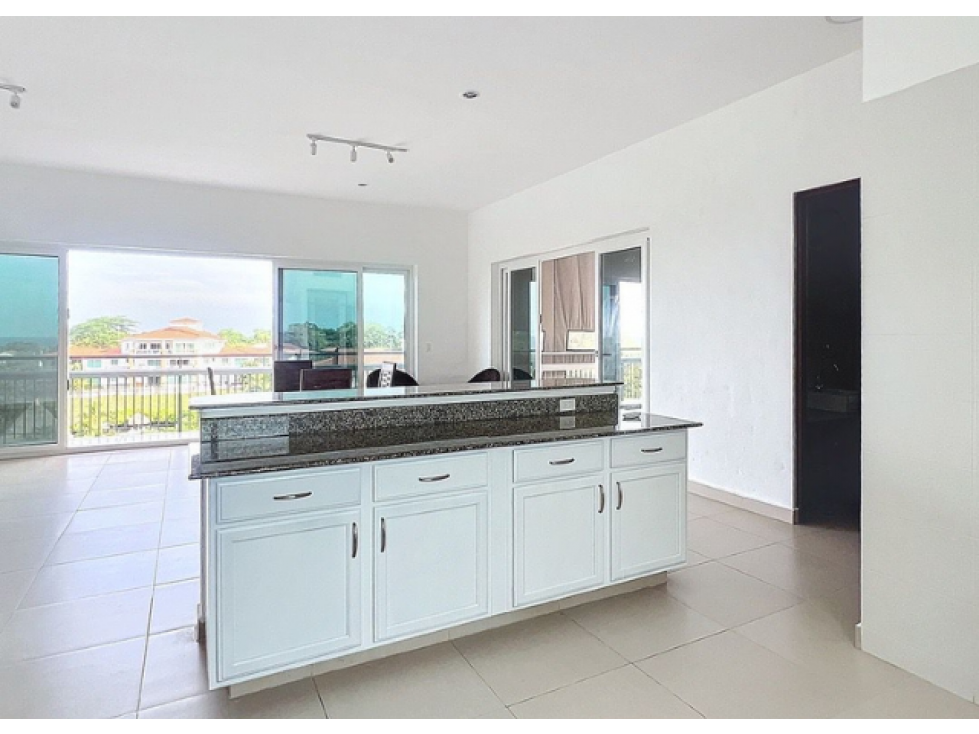 Apartamento en venta en Punta Barco - 4