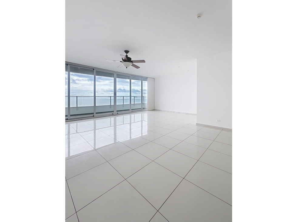 Apartamento con Vista al Mar en Costa del Este